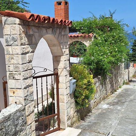 Kuca Za Odmor Skalina - Sea View Vila Splitska Exterior foto