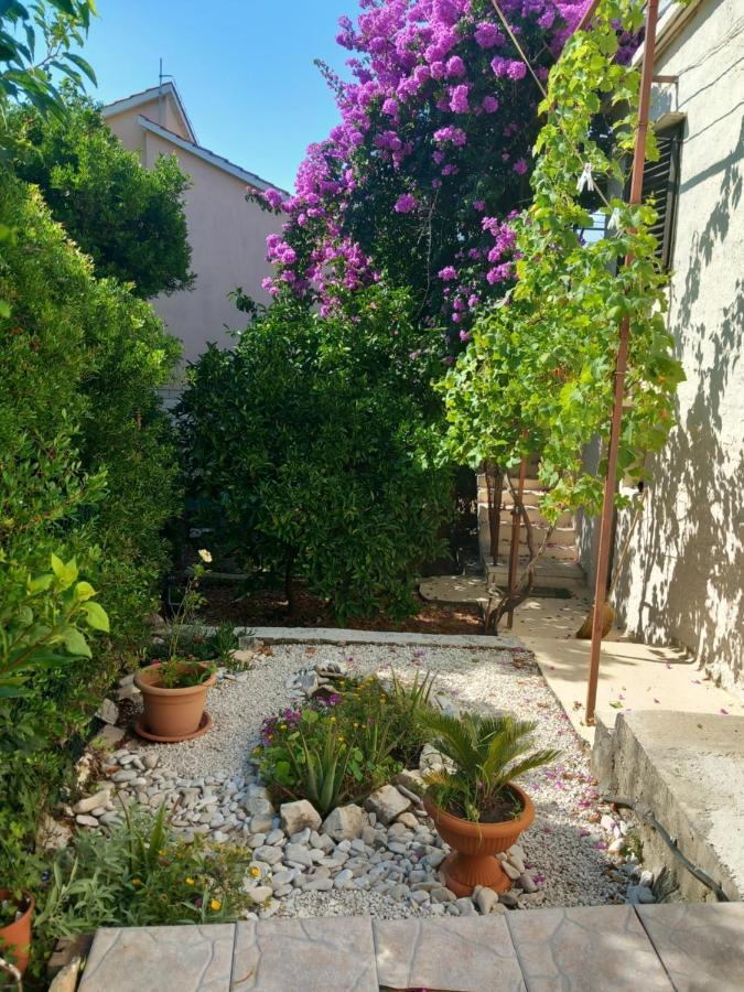 Kuca Za Odmor Skalina - Sea View Vila Splitska Exterior foto
